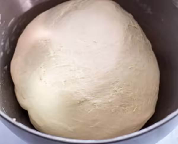 kneading bread machine